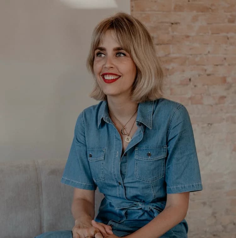 Minke van der Veen, bedenker van Baby Bundel en oprichter van Studio FROU